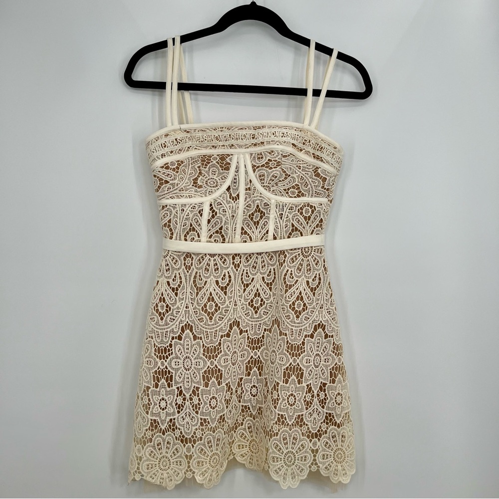 Chou Chou Floral Lace Mini Dress Bodycon Cocktail Romantic Nude Majorelle S
